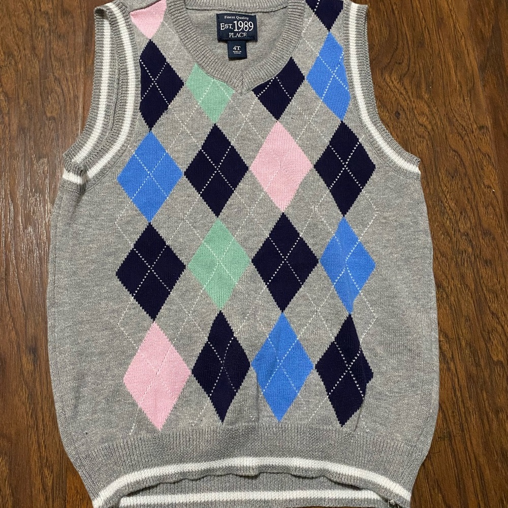 Sweater vest